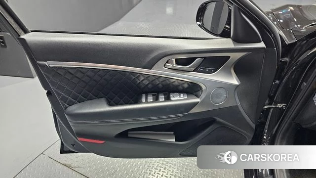 Genesis G70 id 4356846 из Кореи 16