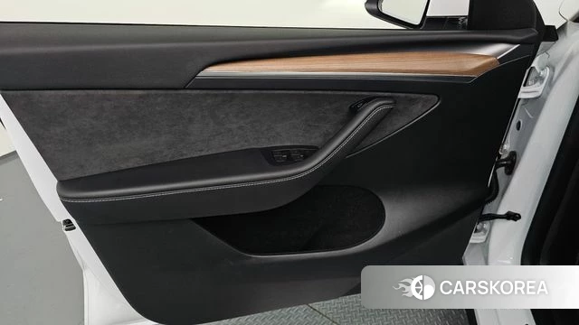 Tesla Model Y id 4767548 из Кореи 16