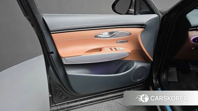 Genesis GV70 id 4571863 из Кореи 16