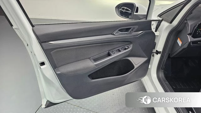 Volkswagen Golf 8th Generation id 4501013 из Кореи 16