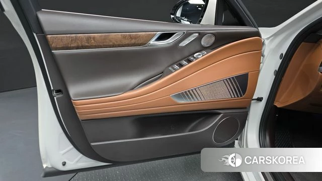 Genesis Electrified G80 (RG3) id 4671150 из Кореи 16