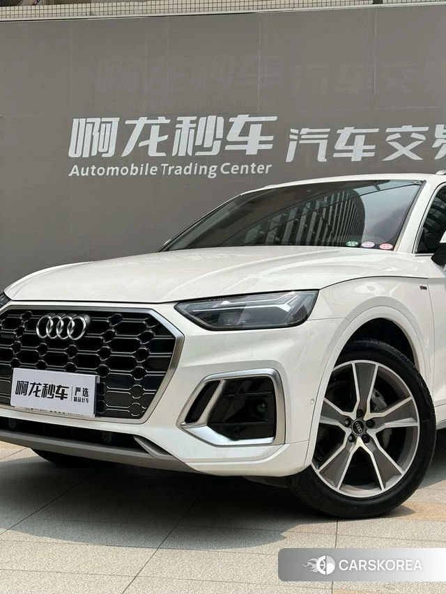 Audi Q5L id 4307757 из Китая 16