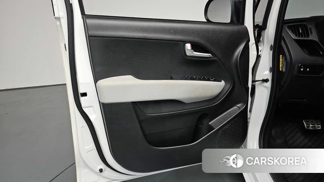 Kia The New Kia Ray EV id 4715015 из Кореи 16