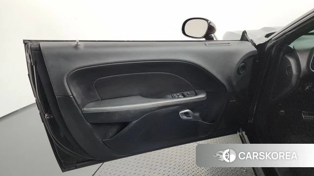 Dodge Challenger id 4447653 из Кореи 16