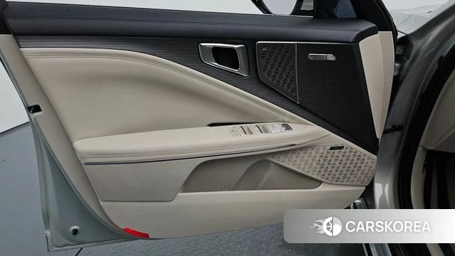 Kia The New K8 Hybrid id 4279522 из Кореи 16