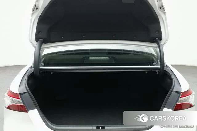 Toyota Camry id 4300338 из Китая 16