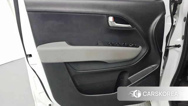 Kia The New Kia Ray id 4753196 из Кореи 16