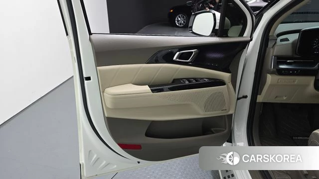 Kia Carnival 4th generation id 4600022 из Кореи 16