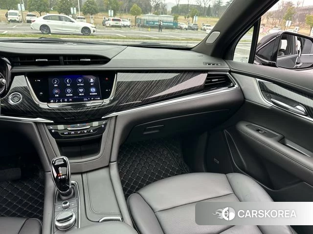 Cadillac XT6 id 4221217 из Китая 16
