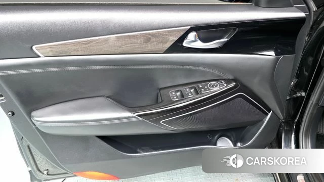 Kia K7 Premier id 4446199 из Кореи 16