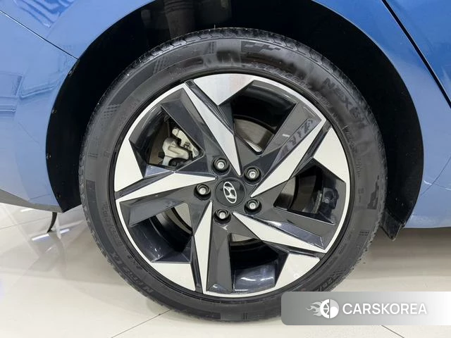 Hyundai Elantra id 4263445 из Китая 16