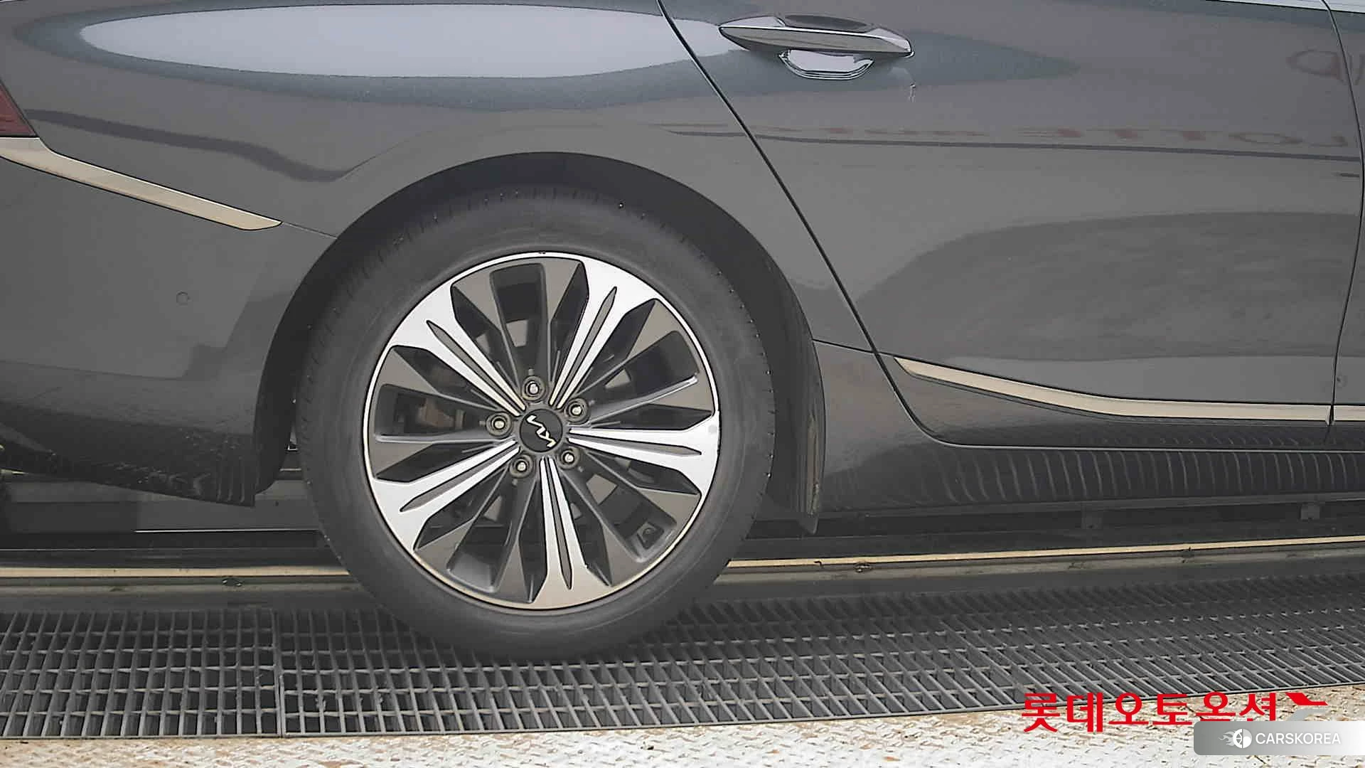 Kia K8 Hybrid id 4909239 из Кореи 16