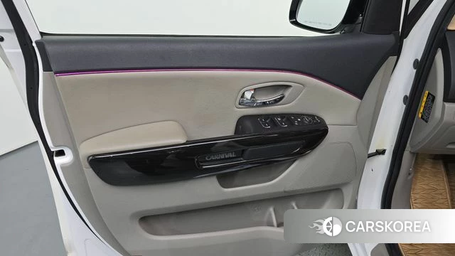 Kia The New Carnival id 4770148 из Кореи 16