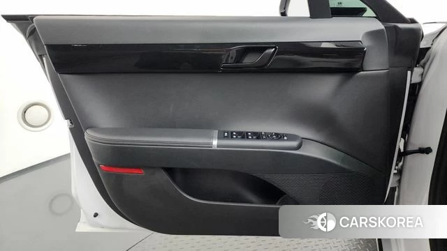 Hyundai Grandeur Hybrid (GN7) id 4898542 из Кореи 16