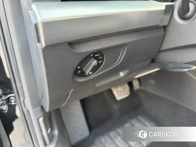 Volkswagen Passat id 4264706 из Китая 16