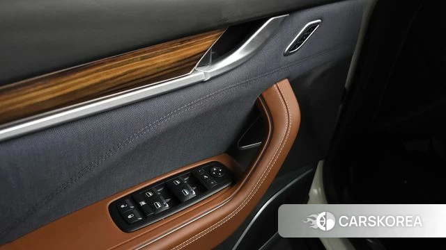 Maserati Levante id 4677857 из Кореи 16