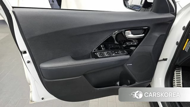 Kia Niro EV id 4310562 из Кореи 16