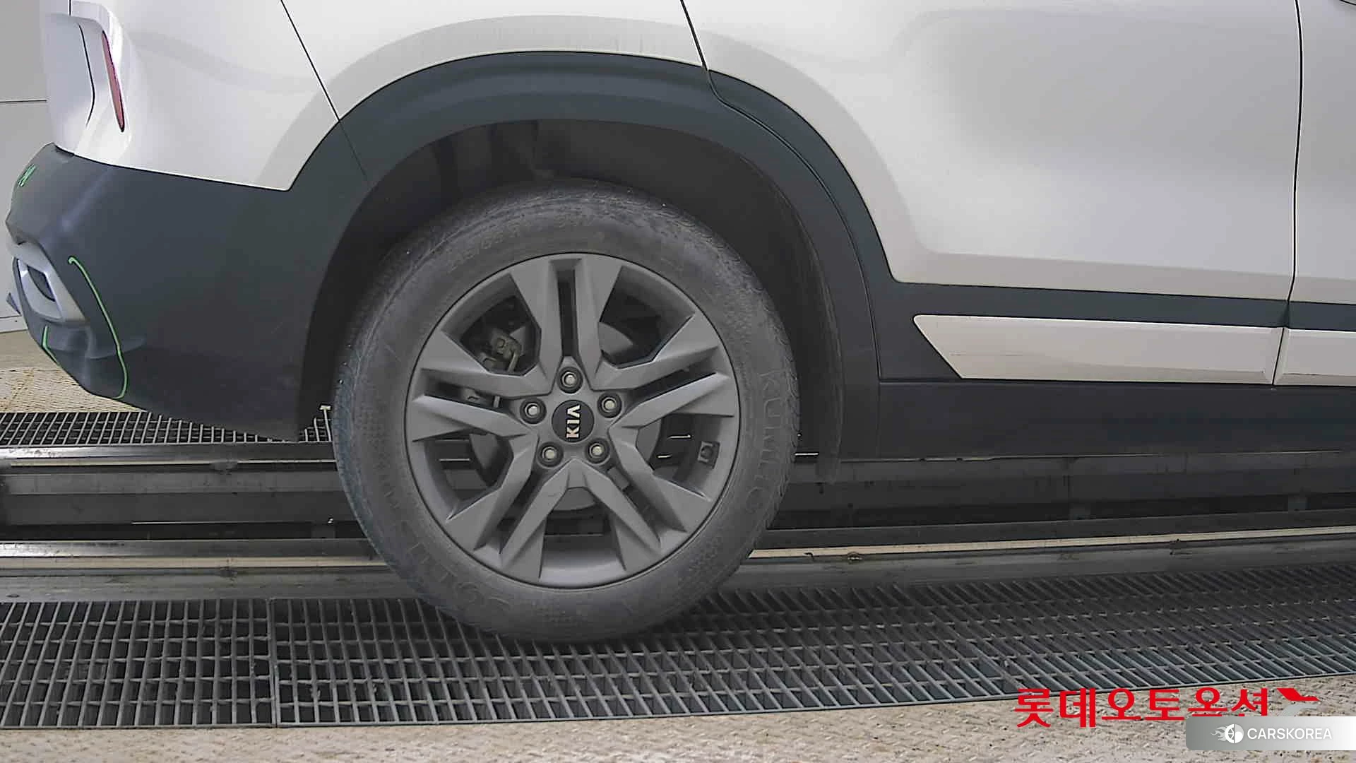 Kia Seltos id 4296865 из Кореи 16