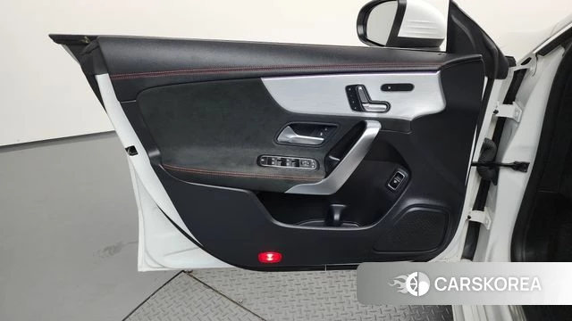 Mercedes-Benz CLA-Class C118 id 4764186 из Кореи 12