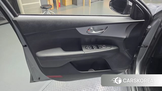 Kia The New K3 2nd generation id 4244436 из Кореи 16
