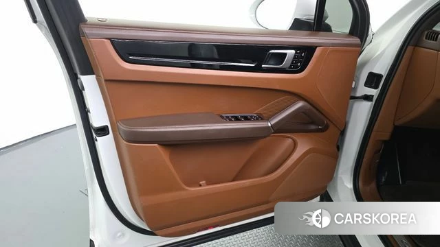 Porsche Cayenne (PO536) id 4647370 из Кореи 16