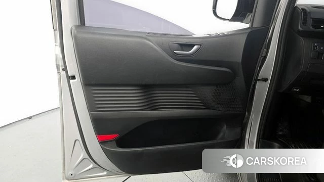 Hyundai Staria id 4303795 из Кореи 16