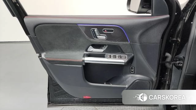 Mercedes-Benz GLA - Class H247 id 4432970 из Кореи 16