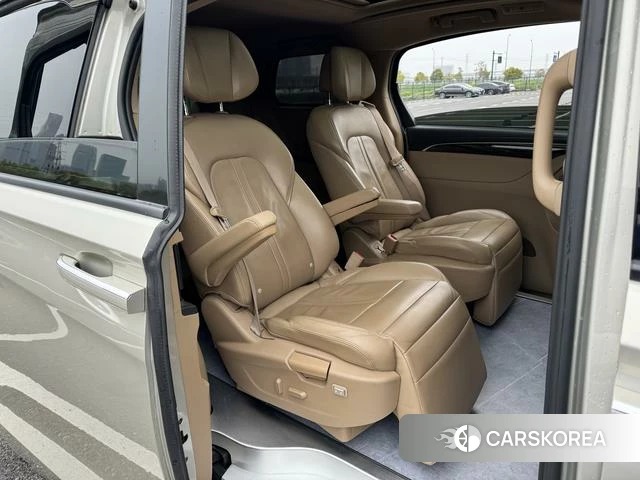 Buick GL8 id 4212621 из Китая 16