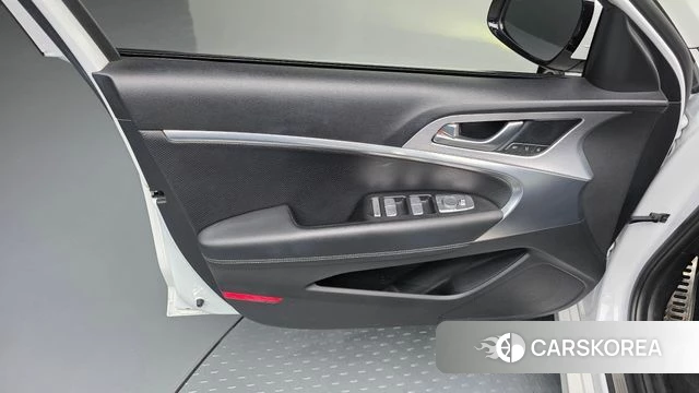 Genesis G70 id 4732544 из Кореи 16