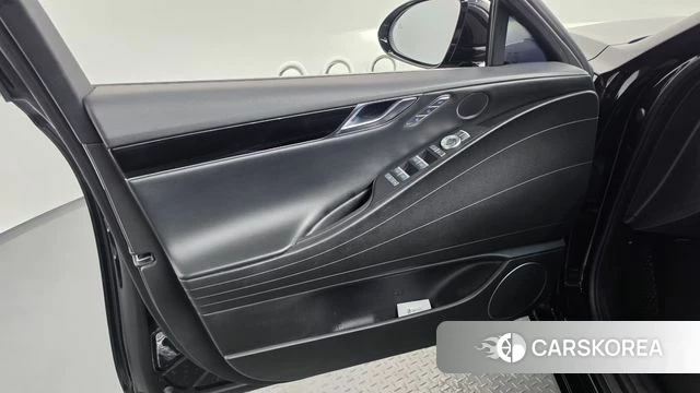 Genesis G80 (RG3) id 4692752 из Кореи 16