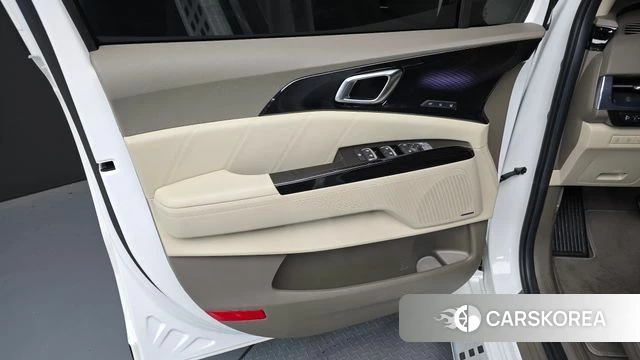 Kia Carnival 4th generation id 4230546 из Кореи 16