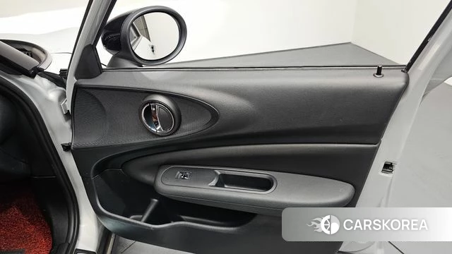 Mini Cooper Clubman id 4187685 из Кореи 16