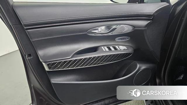 Genesis GV70 id 4330811 из Кореи 16