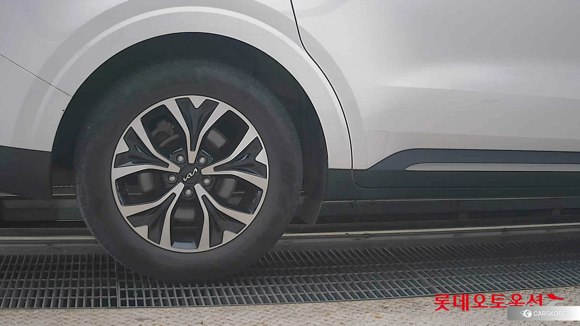 Kia Carnival id 4664344 из Кореи 16
