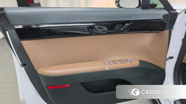 Hyundai Grandeur Hybrid (GN7) id 4381378 из Кореи 16