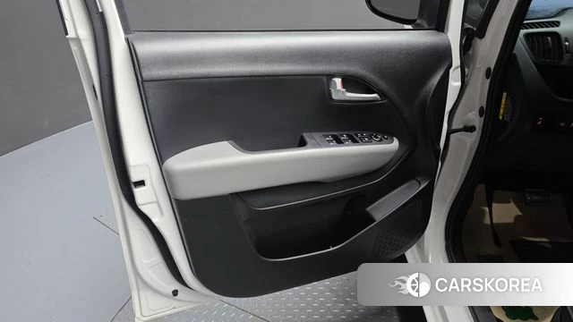 Kia The New Kia Ray id 4462460 из Кореи 16