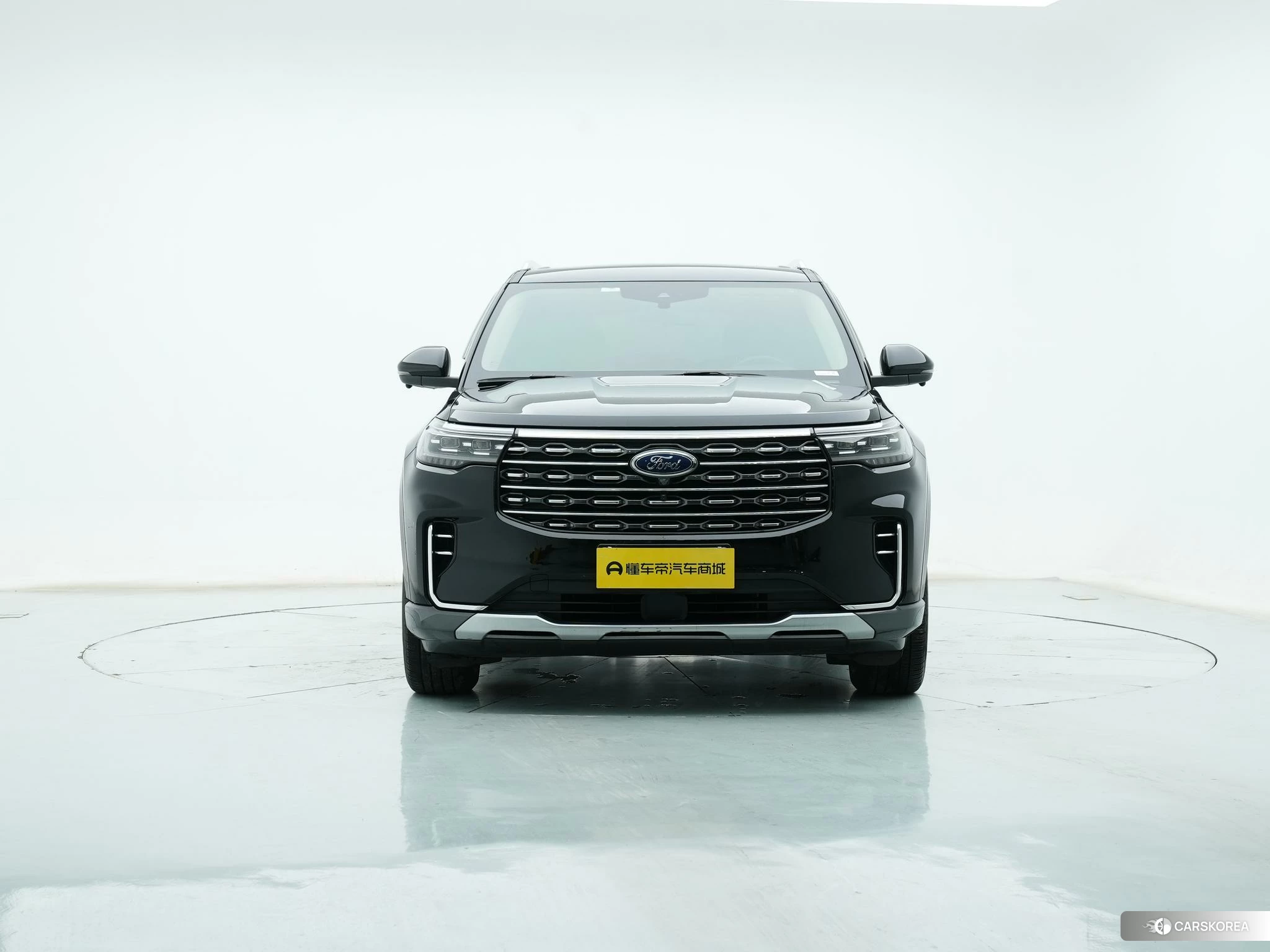 Ford Explorer 2022 Черный из Китая, фото 3