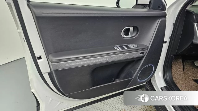 Hyundai Ionic 5 id 4541995 из Кореи 16