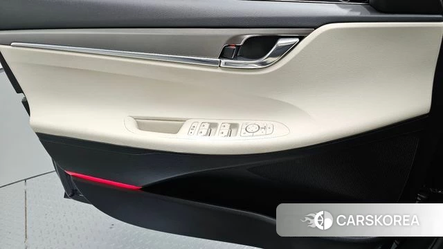 Hyundai The New Grandeur IG Hybrid id 4423046 из Кореи 16