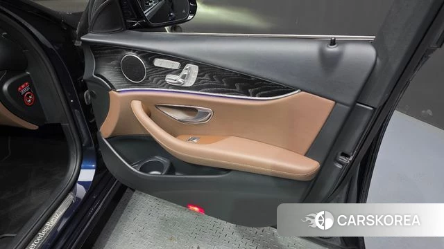 Mercedes-Benz E-Class W213 id 4202220 из Кореи 16