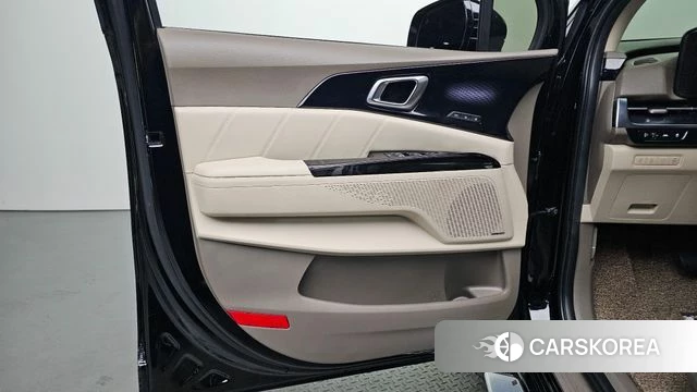 Kia Carnival 4th generation id 4337900 из Кореи 16