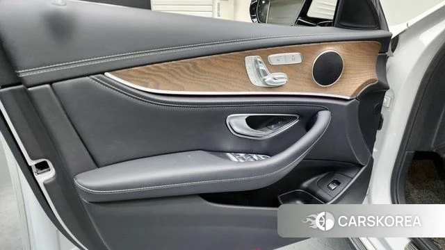 Mercedes-Benz E-Class W213 id 4325556 из Кореи 16
