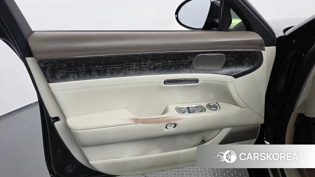 Genesis G90 (RS4) id 4779255 из Кореи 16