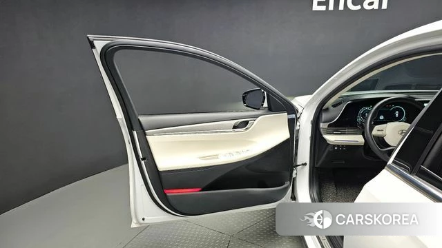 Hyundai The New Grandeur IG Hybrid id 4244364 из Кореи 16