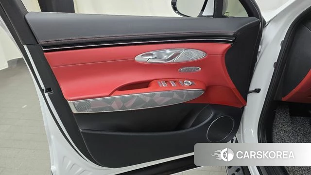 Genesis GV70 id 4354918 из Кореи 16