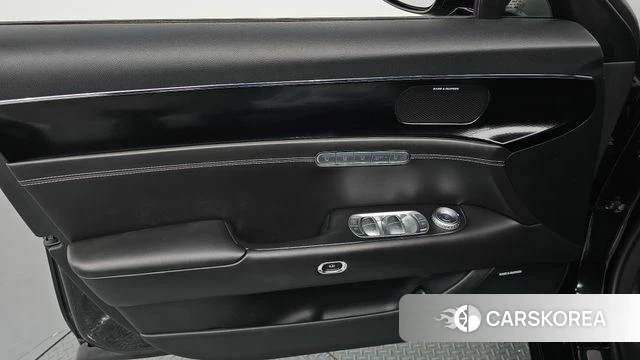 Genesis G90 (RS4) id 4401862 из Кореи 16