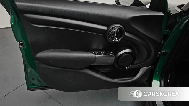 Mini Cooper id 4224639 из Кореи 16