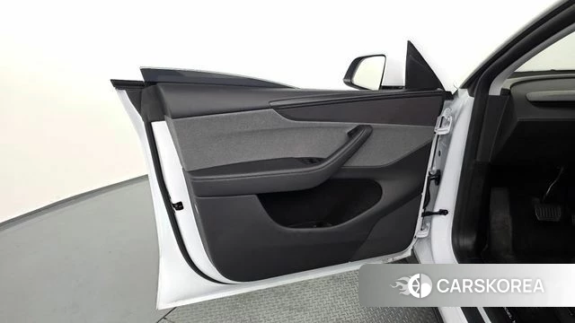 Tesla Model Y id 4194021 из Кореи 16