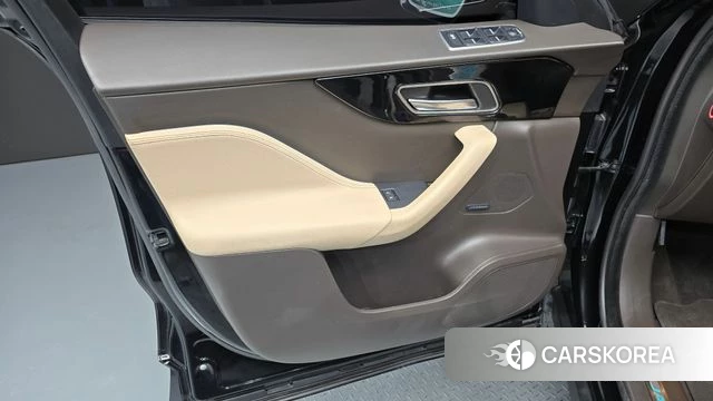 Jaguar F-PACE id 4384602 из Кореи 16
