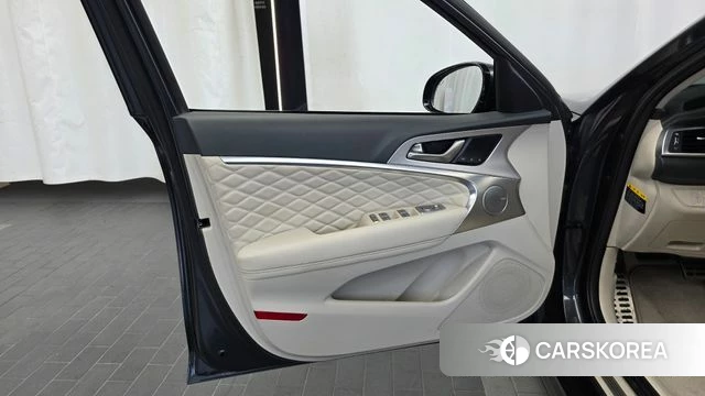 Genesis G70 id 4895468 из Кореи 16